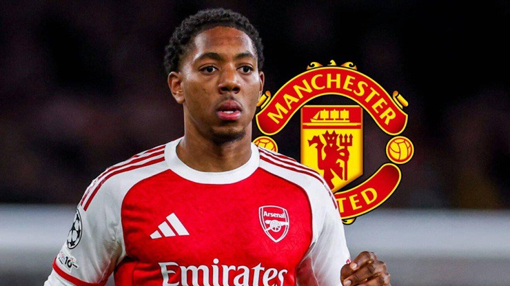 Lewis Skelly lọt vào tầm ngắm của MU