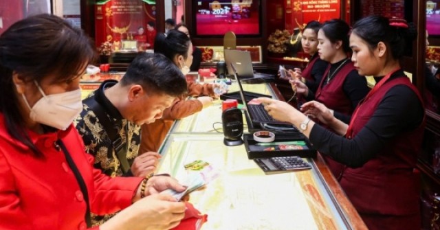 Giảm thêm hơn 3 triệu đồng, giá vàng "bốc hơi" ...