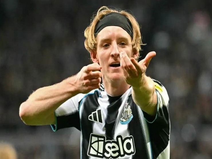 Tin mới nhất bóng đá sáng 23/3: Liverpool nhắm Gordon, sẵn sàng “hy sinh” Gakpo