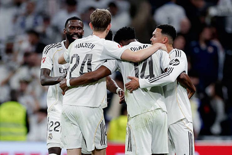 Real đánh bại Atletico, vòng sau họ sẽ hy vọng Atletico cho Barca trượt ngã