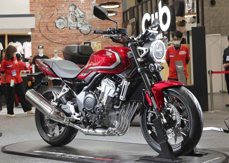 Honda CB400 SUPER FOUR E-Clutch Concept: Huyền thoại được "đánh thức" với trang bị độc nhất - 5