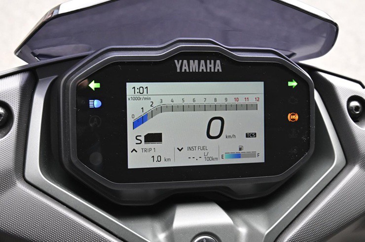 Yamaha AERO X: Mang “hồn” supersport, khoác “da” scooter - 3