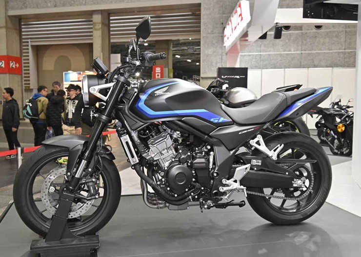 Honda CB400 SUPER FOUR E-Clutch Concept: Huyền thoại được "đánh thức" với trang bị độc nhất - 1