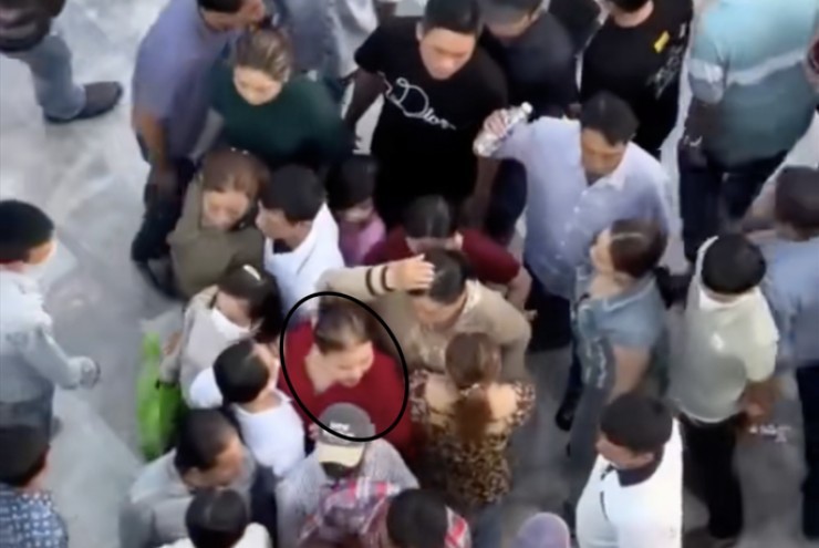 VIDEO: Toàn cảnh vụ cướp giật gây xôn xao dư luận tại Liên Hoa Bảo Tháp