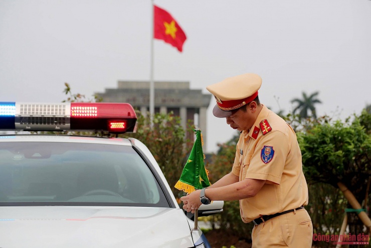 Những điều người tham gia giao thông cần biết khi gặp xe ưu tiên đang làm nhiệm vụ - 3