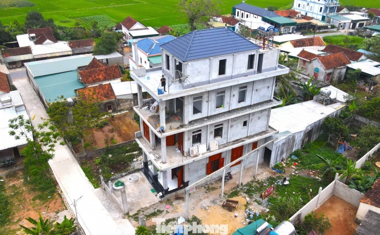 Bất ngờ về người đàn ông mù rong ruổi bán tăm, xây căn nhà 5 tỷ đồng - 14