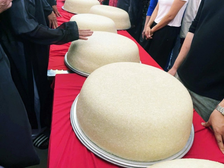 Tục lệ độc lạ ở Bắc Ninh: Người 50 tuổi phải trình làng bằng mâm xôi khủng và gà - 10