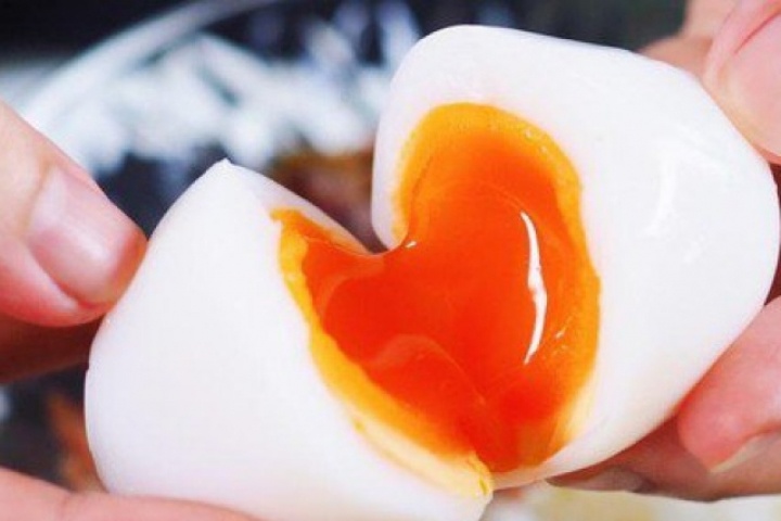 Công thức luộc trứng lòng đào thơm ngon tốt cho sức khỏe nhất