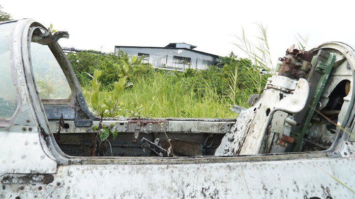 Do không có cơ quan quản lý, bảo vệ và bảo quản thường xuyên nên thân chiếc Mig21 ở Cà Mau bị bong tróc sơn, một số bộ phận xuống cấp, hư hỏng và thất lạc