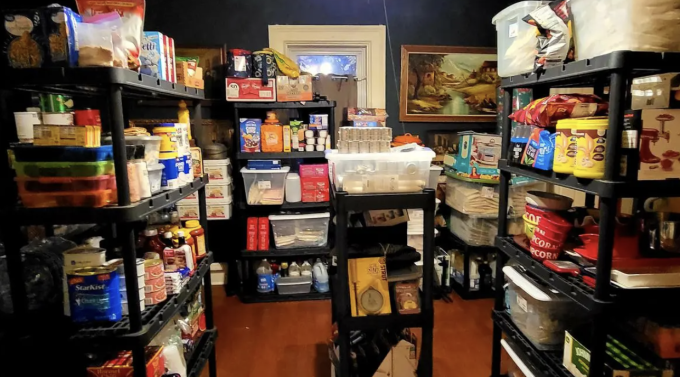 Hầm "tận thế" của gia đình MacKenzie ở Mỹ. Ảnh: New York Post