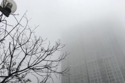 Miền Bắc tăng nhiệt mạnh, sương mù vào sáng sớm