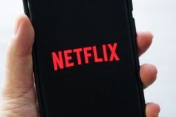 Bán tài khoản YouTube, Netflix, Spotify dùng chung có thể bị phạt 50 triệu đồng