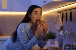 Sau 19h, đừng làm 6 điều này nếu không muốn hại tim mạch