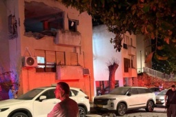 Iran tấn công tên lửa khắp Israel, nói "bất ngờ mới" còn ở phía trước