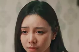 Quỳnh Kool chỉ biết khóc, người xem đòi 'đập tivi'