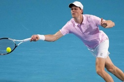 Video tennis Moutet - Sinner: 2 set tốc hành, vượt kỷ lục của Djokovic (Miami Open)