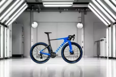 Xe đạp có giá đắt hơn ô tô Toyota