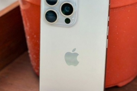 Giá iPhone 14 Pro Max, 15 Pro Max, 16 Pro Max cũ giảm chưa từng có, rẻ, đẹp chẳng kém iPhone 17 Pro Max, đáng mua nhất Việt Nam
