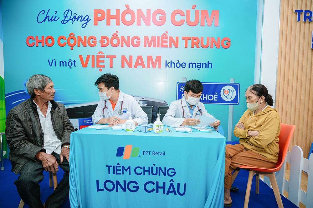 Tiêm phòng định kỳ là biện pháp phòng ngừa chủ động hiệu quả hàng đầu.
