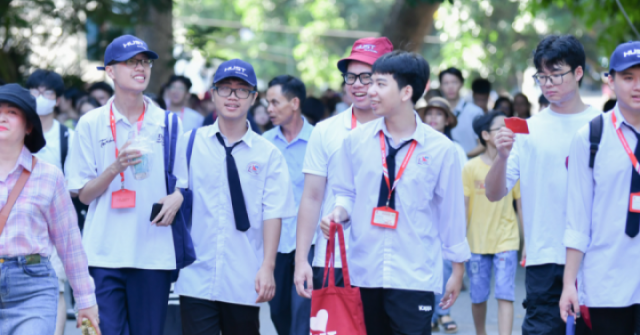 Học sinh Hải Phòng phá kỷ lục lịch sử kỳ thi Đánh giá tư duy với 98,98 điểm