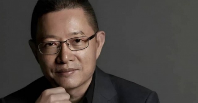 Từ giảng viên đại học đến ông chủ hãng nội y xa xỉ 770 triệu USD