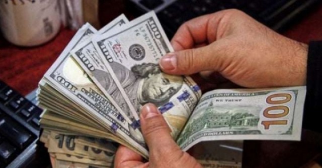 Tỷ giá USD/VND hôm nay 24/3: Tỷ giá trung tâm vượt 25.100 đồng, thị trường chợ đen tăng phi mã