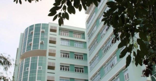 TPHCM: Một trường cao đẳng nợ lương hơn 3 năm, giảng viên phải đi giao hàng kiếm sống