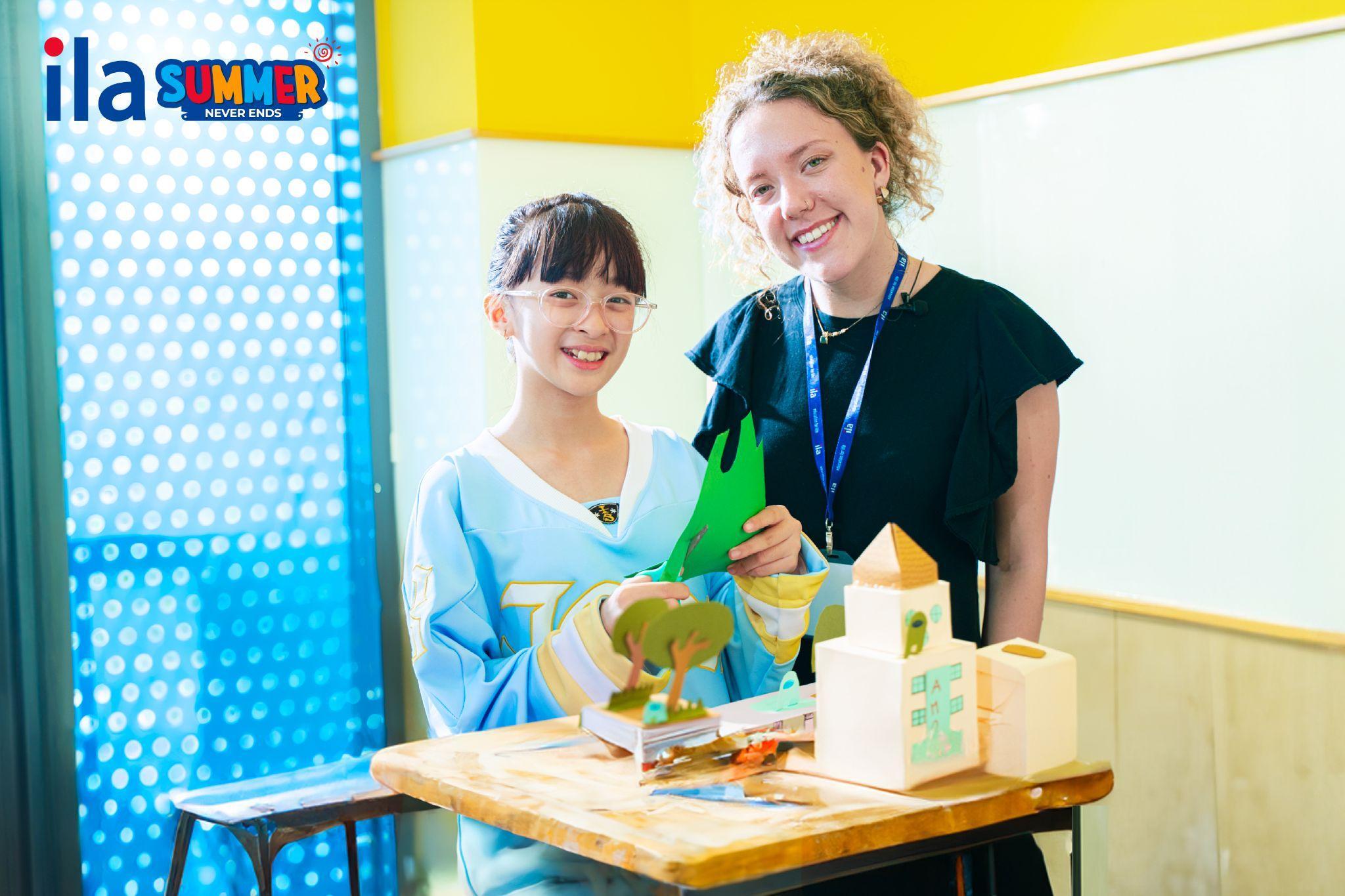 Tự tin trình bày, hợp tác và chia sẻ ý tưởng bằng tiếng Anh.