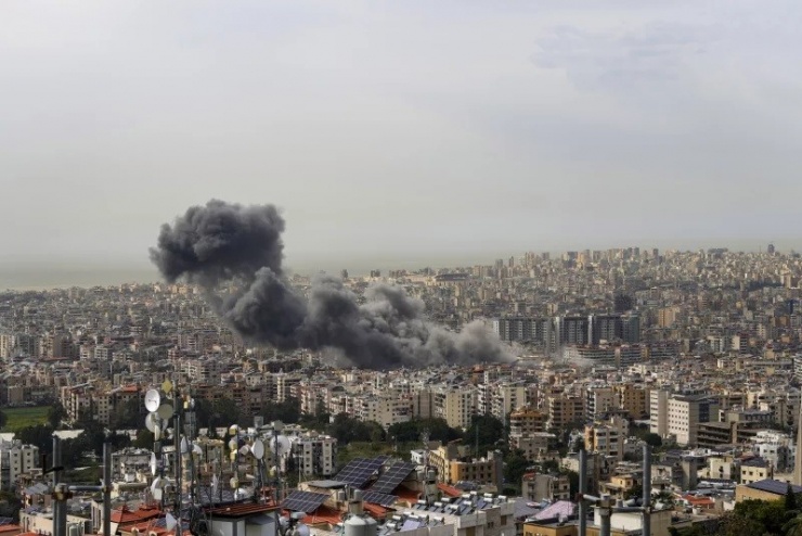 Một cuộc tấn công của Israel vào khu vực ngoại ô phía Nam&nbsp;Thủ đô Beirut của Lebanon. (Ảnh: AP)