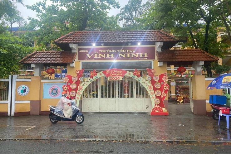 Trường Tiểu học Vĩnh Ninh - nơi xảy ra vụ việc.