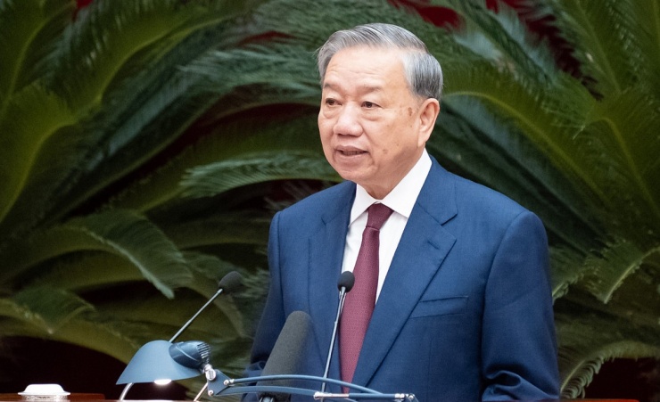 Đại biểu tại phiên bế mạc Hội nghị Trung ương 2 khóa 14 - 2