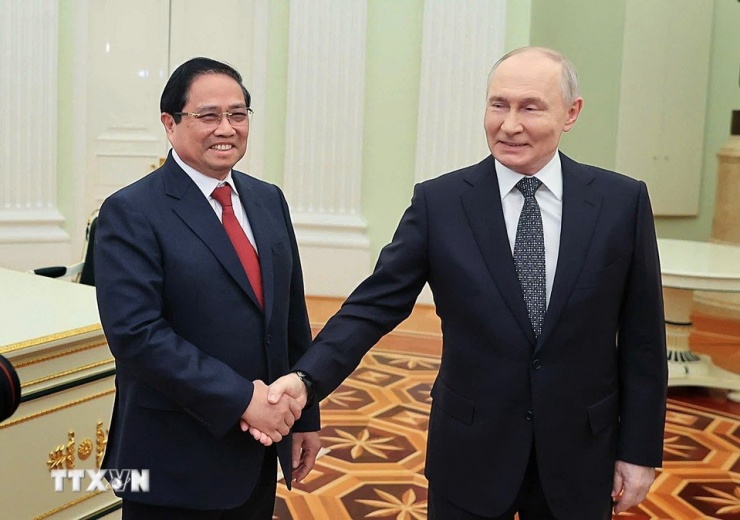Thủ tướng Phạm Minh Chính hội kiến Tổng thống Nga Vladimir Putin. Ảnh: TTXVN