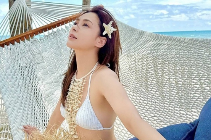 Chung Hân Đồng tiết lộ cách giữ dáng dành cho người 'thở thôi cũng béo'