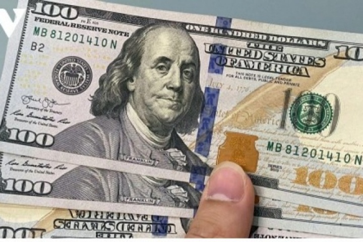 Căng thẳng địa chính trị và giá năng lượng tăng gây áp lực lên tỷ giá USD/VND