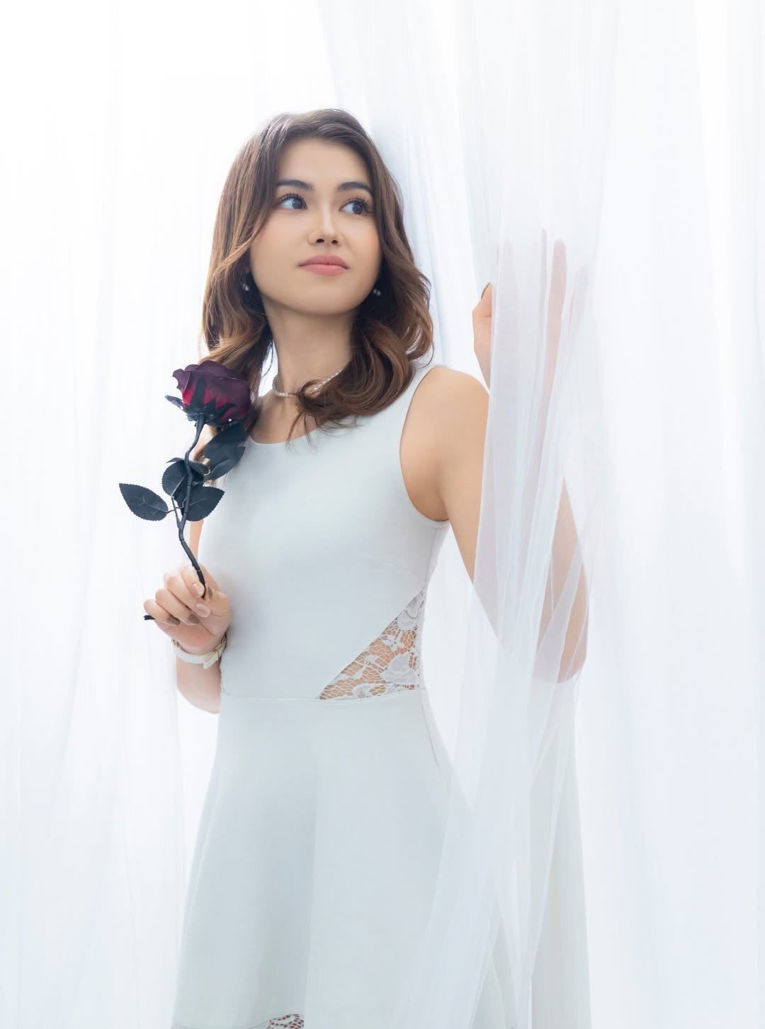 Clarisse Achard chia sẻ sau khi đăng quang: "Trải nghiệm này không đơn thuần là một cuộc thi sắc đẹp, mà còn là cánh cửa mở ra một thế giới mới, trang bị cho tôi những kỹ năng mới và thúc đẩy tôi trở thành phiên bản tốt hơn của chính mình, đồng thời vẫn giữ được bản sắc riêng".