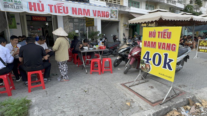 Nhiều quán ăn cố gắng không tăng giá bán