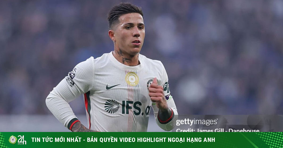 Tin mới nhất bóng đá tối 25/3: Sếp Bayern tái khẳng định không bán Olise