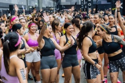 Nam thanh nữ tú Thái Lan phát cuồng với cuộc đua “hành xác”, vừa tập vừa "tra tấn" cơ thể