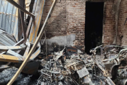 Hai cựu cán bộ cảnh sát hầu toà trong vụ cháy làm chết 15 người