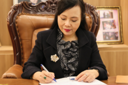 Thùng Lavie đựng toàn USD với mục đích can thiệp Đoàn của UBKT Trung ương trong vụ cựu Bộ trưởng Nguyễn Thị Kim Tiến