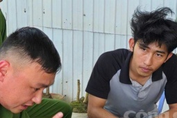 Bắt đối tượng giận vợ, đập phá xe taxi