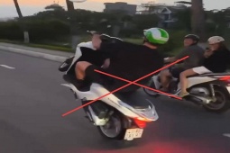 Xử lý người nước ngoài chạy xe bằng 1 bánh trên cầu Tiên Sơn