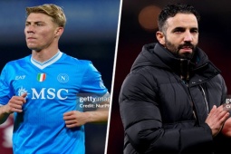 Hojlund hé lộ "góc khuất" ở MU thời Amorim, chỉ ra khác biệt khi đá cho Napoli