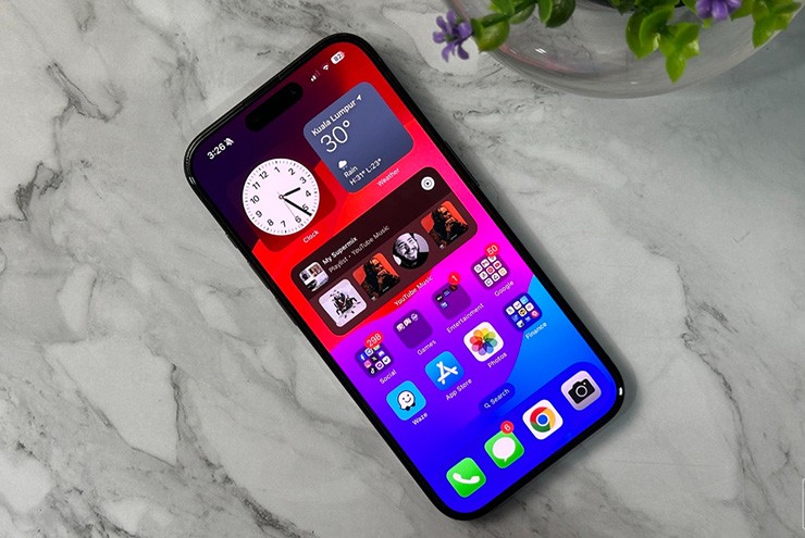 Ngay cả Apple cũng tiếp tục duy trì, thậm chí đang điều chỉnh các lịch trình ra mắt.