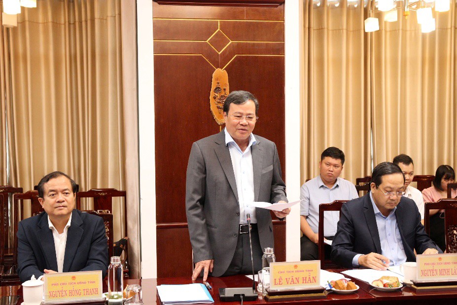 Chủ tịch UBND tỉnh Tây Ninh Lê Văn Hẳn phát biểu tại buổi làm việc với hai tập đoàn. Ảnh: HN