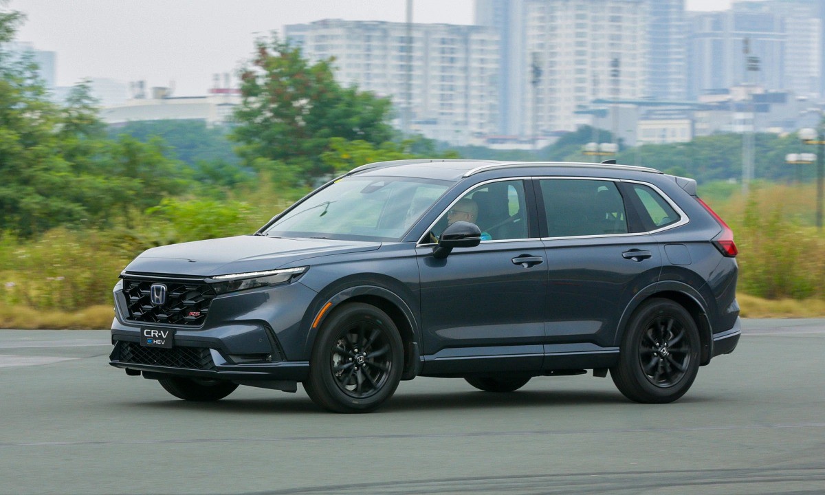 Top xe gầm cao 7 chỗ đáng mua tầm giá trên dưới 1 tỷ - 3