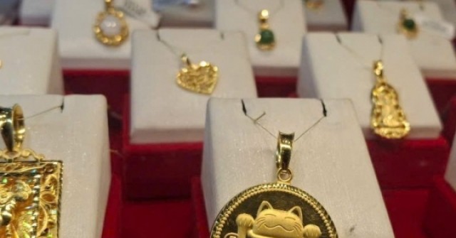 Giá vàng bật tăng 13 triệu đồng/lượng, loạt dự ...