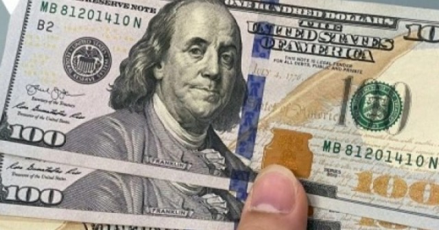 Căng thẳng địa chính trị và giá năng lượng tăng gây áp lực lên tỷ giá USD/VND