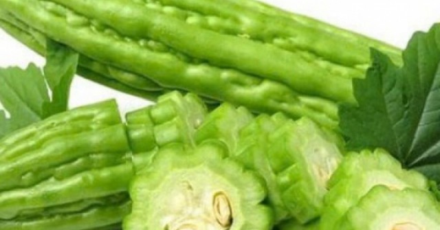 Uống nước mướp đắng mỗi ngày: Tốt cho sức khỏe hay tiềm ẩn rủi ro?