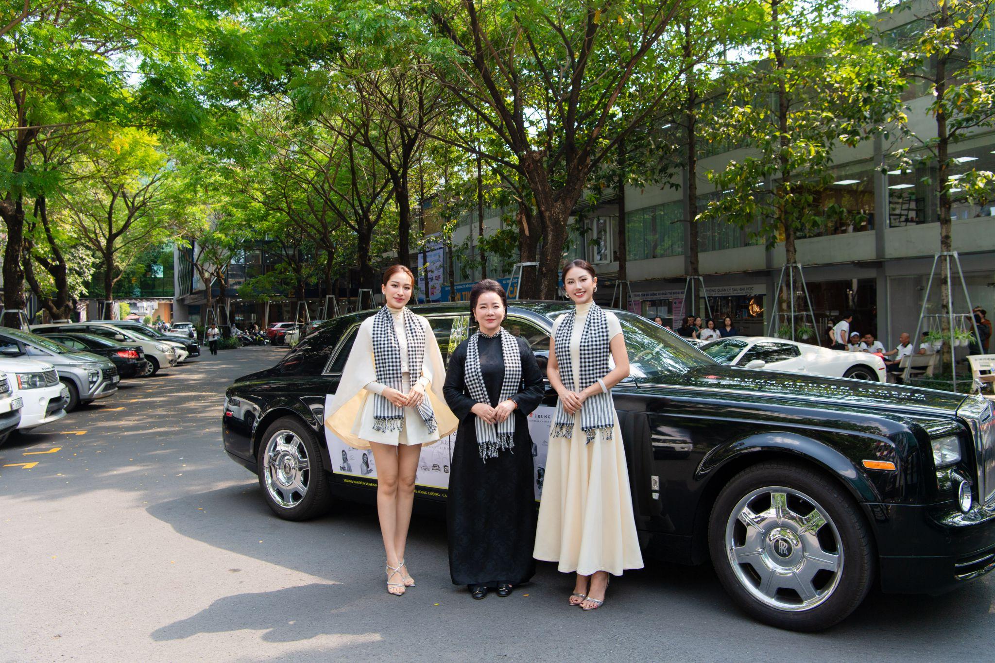 Nguyễn Hoàng Phương Linh, Võ Cao Kỳ Duyên lan tỏa tri thức và khát vọng tới sinh viên TP.HCM - 8